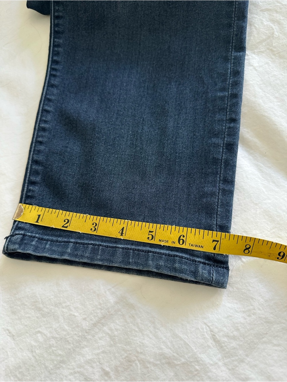 Liverpool medium blue pull-on Jeans, size 16 - Picture 9 of 12